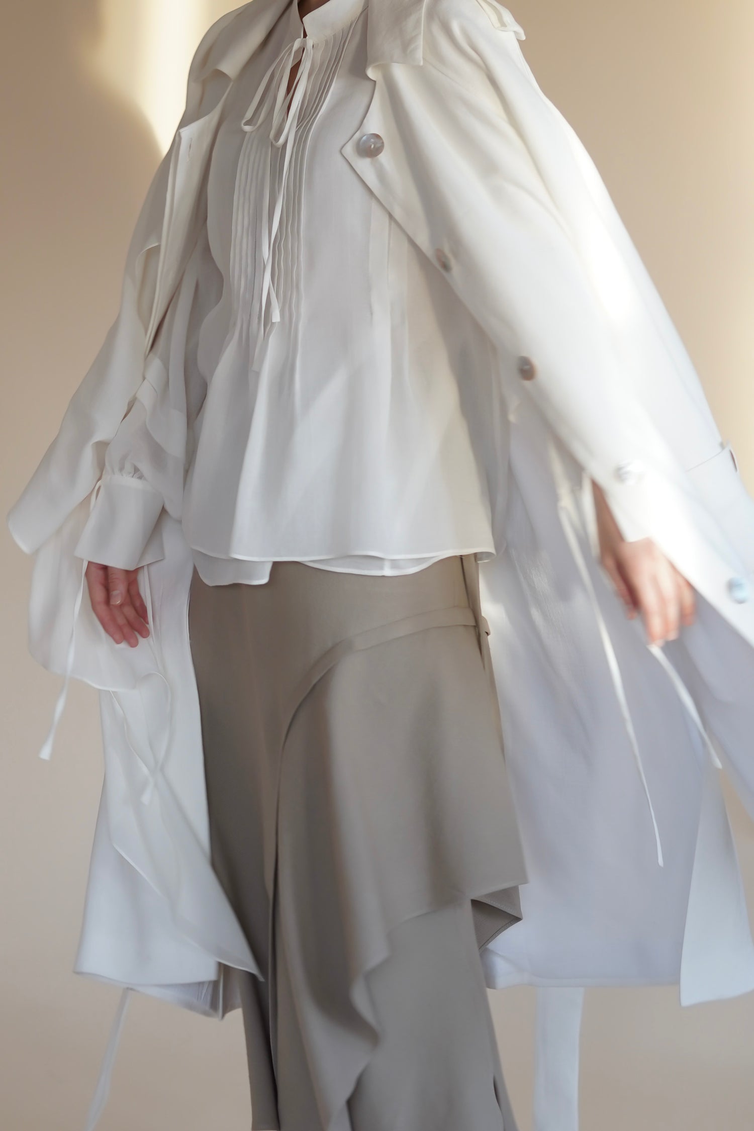 Palton 'L’oiseau Blanc' - Alb