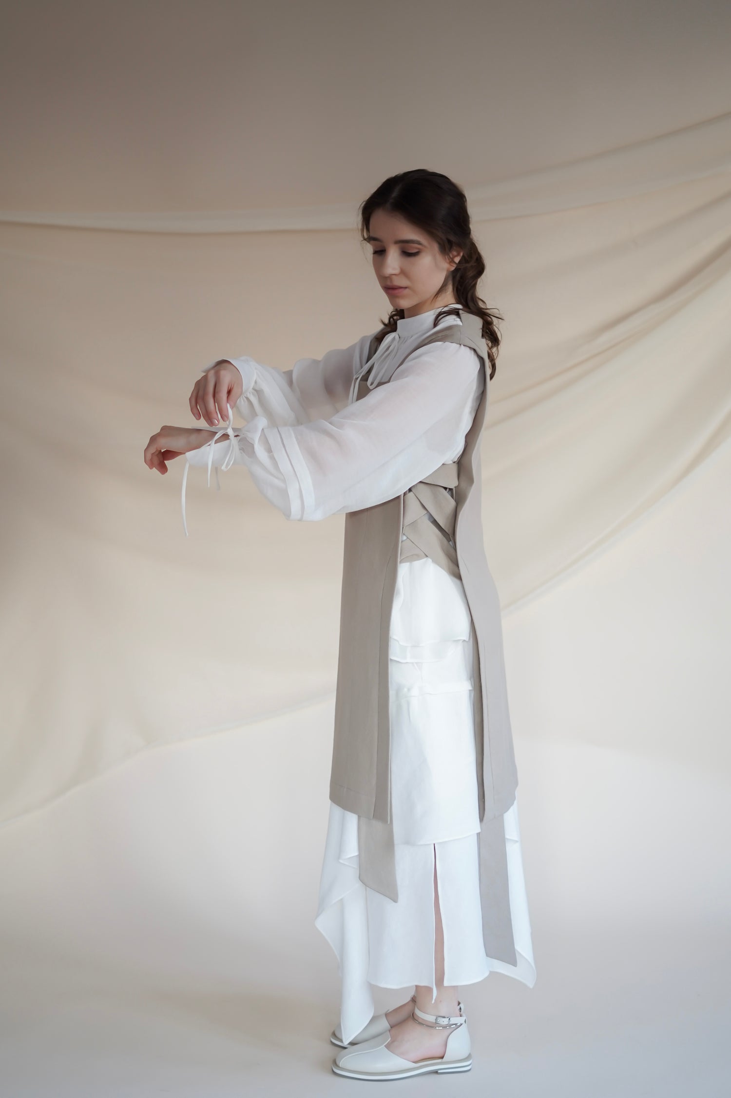 Vestă 'Une Jeune Fille' - Gri