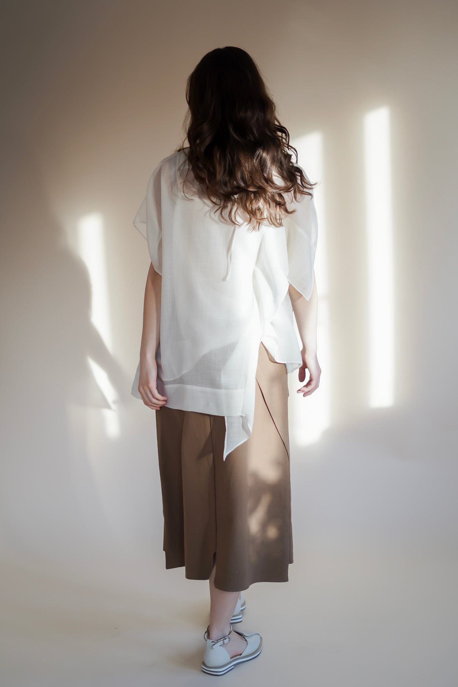 'At First Glance' Blouse in White